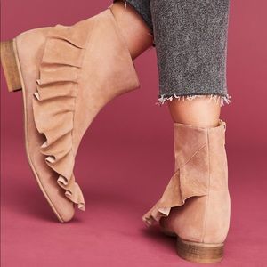 Rust Anthropologie Ruffle Suede Booties 39